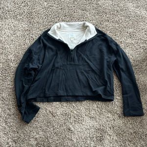 Cropped quarter zip